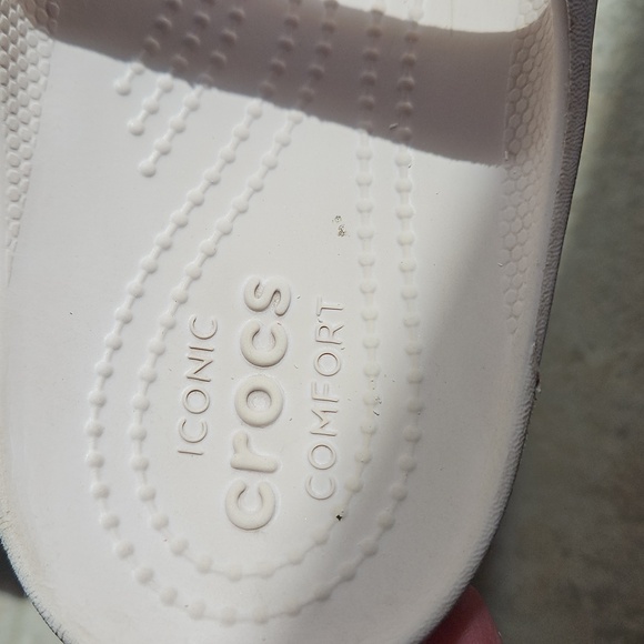 CROCS Women's Barely Pink Kadee II Strappy Sandals Sz. 9 - Picture 2 of 5